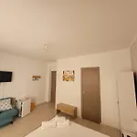 Casa Octaral *