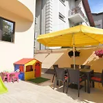 Kwatera prywatna Casa Octaral *