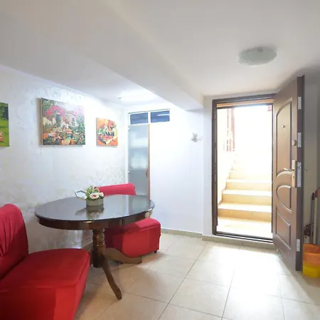 Casa Octaral *