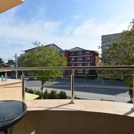 Homestay Casa Octaral *