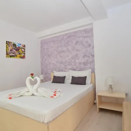 Homestay Casa Octaral *